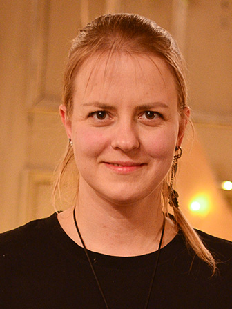 Полина